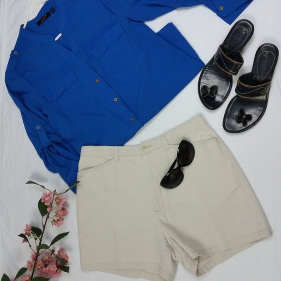 Eddie Bauer Beige Chino Shorts Size 8 High Rise Women Cotton Pockets Flat Front - Picture 7 of 9